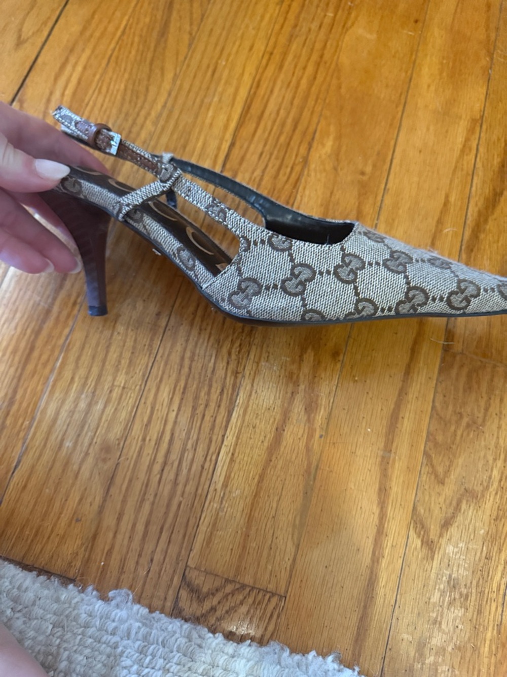 GUCCI WOMEN'S GG SLINGBACK PUMP - Picture 5 of 6